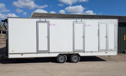 Secondhand Used 3+1 And Disabled Toilet Trailer For Sale