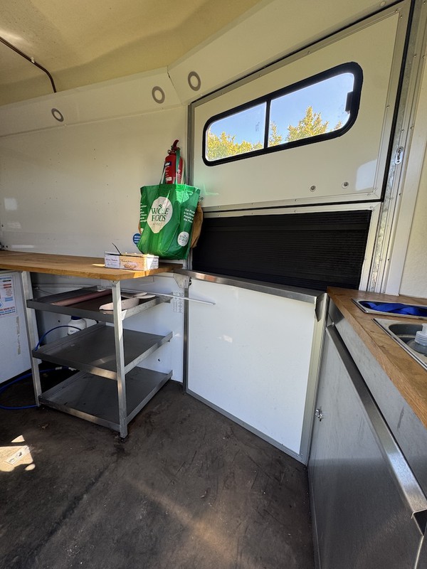 Horsebox Coffee Trailer - Buckinghamshire 8 Horsebox Coffee Trailer - Buckinghamshire 8