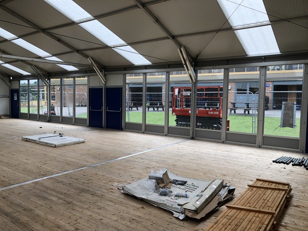 Window wall for a 5m bay marquee 3m High
