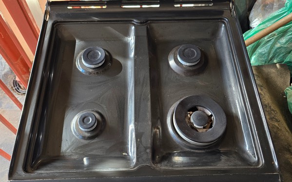 Secondhand Belling Gas And Electric Cooker Oven
