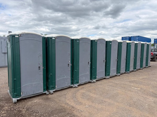 Plastic portable toilets for sale