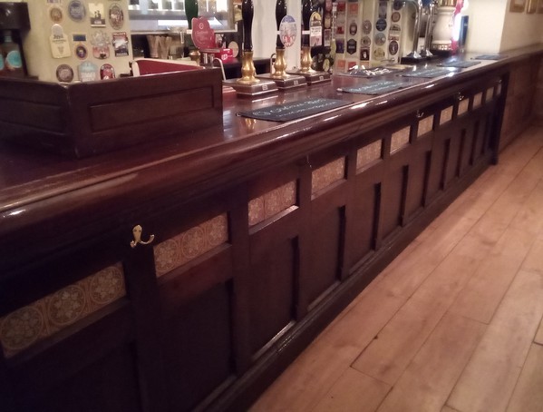 Secondhand Used Solid Mahogany Bar Counter For Sale