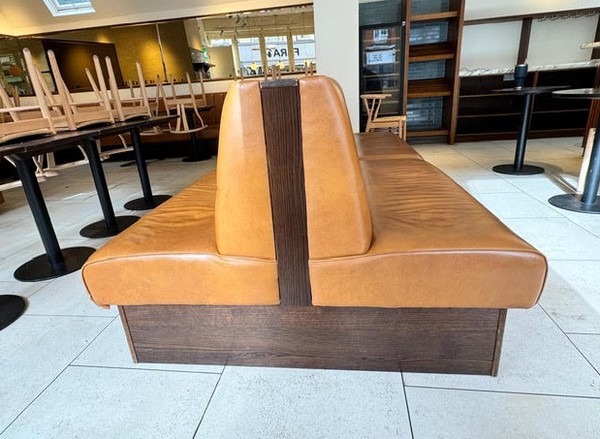 16 Seater Freestanding Bench Seating