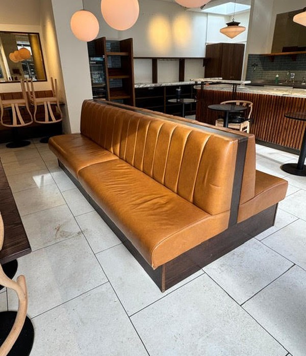 Secondhand 16 Seater Freestanding Bench Seating