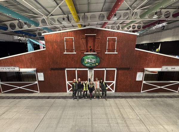 Giant American Barn Set Giant American Barn Set