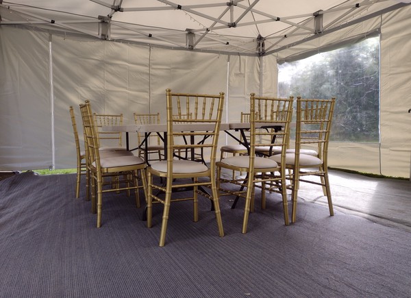 150x Gold Chiavari Chairs