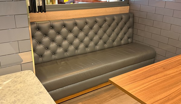 6x Free Standing Bench Seats For Sale 6x Free Standing Bench Seats For Sale