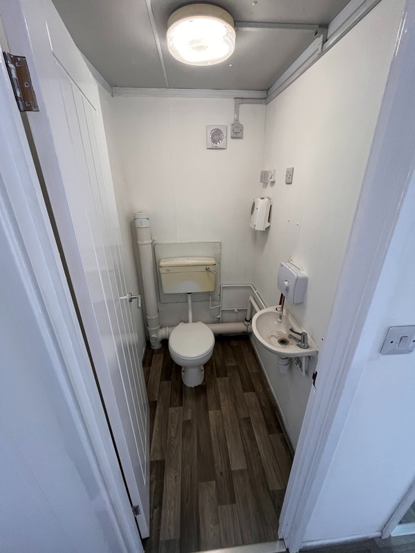 Used 32ft x 10ft Canteen Office Toilet Cabin