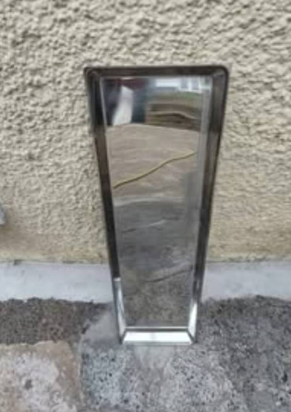 Dressing mirror