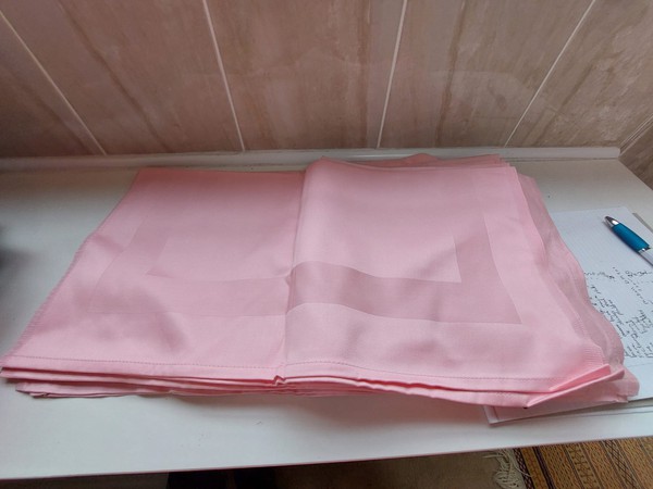 Rose pink table cloths