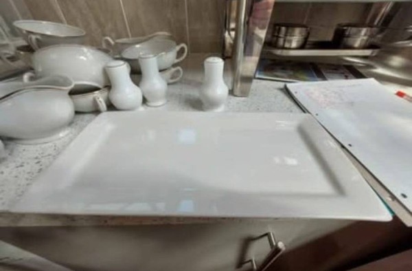 Square plates