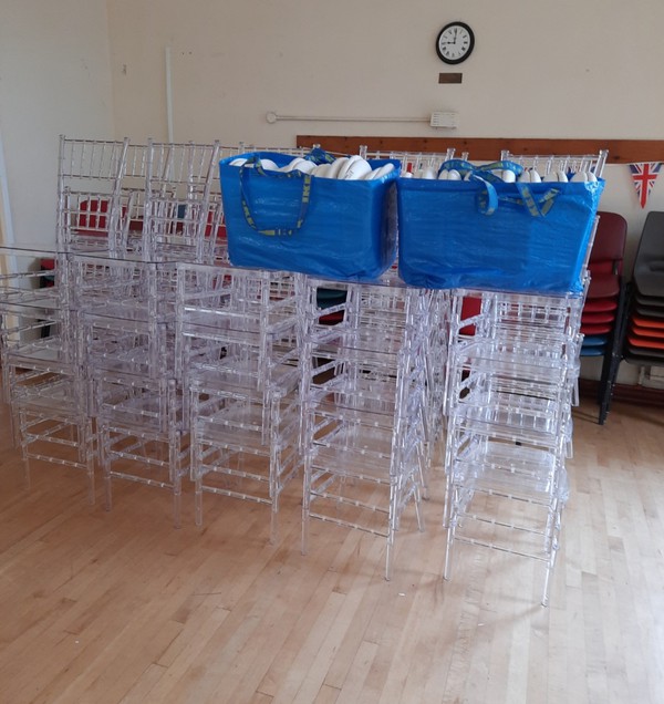 Secondhand 80x Ice Clear Chiavari Chairs Secondhand 80x Ice Clear Chiavari Chairs