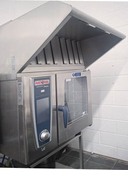 Rational Combi Oven SCC WE 61 with stand for sale