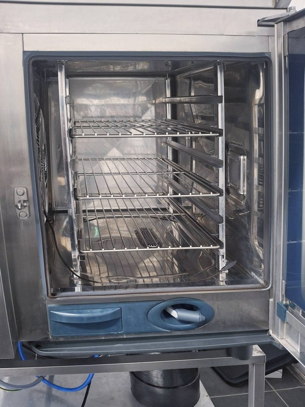 Six Grid Rational Combi Oven SCC WE 61 for sale Six Grid Rational Combi Oven SCC WE 61 for sale