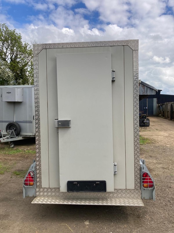 Refrigerated Freezer Trailer Refrigerated Freezer Trailer