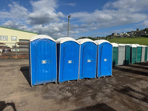 4 Blue Shorelink SL Toilets