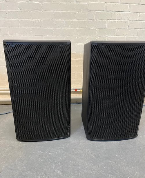2x DB Technologies Opera 15 Active Speakers For Sale