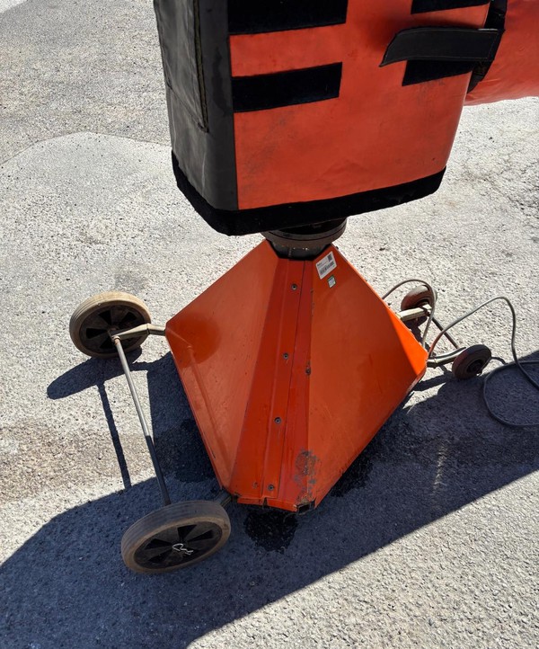 Used Inflatable Sweeper Wipe Out Arms Used Inflatable Sweeper Wipe Out Arms