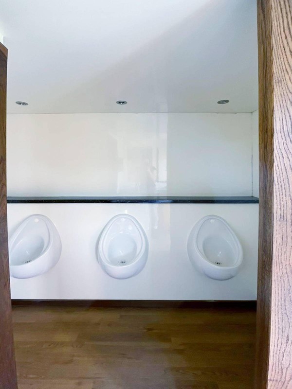 3+1 toilet urinals