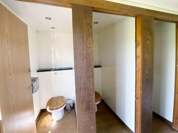 3+1 toilets