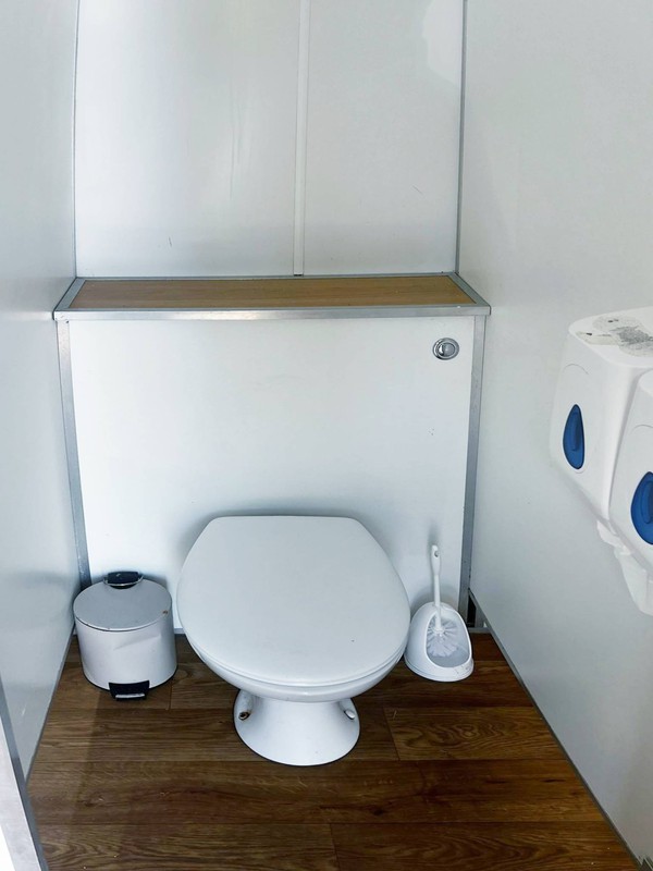 Toilet trailer cubicle Toilet trailer cubicle