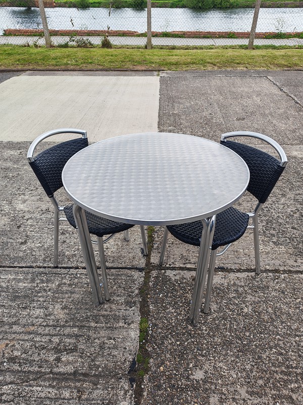 Outdoor round tables and chairs