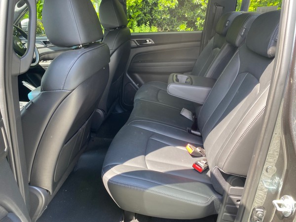 KGM Musso Platinum 4 seater pickup