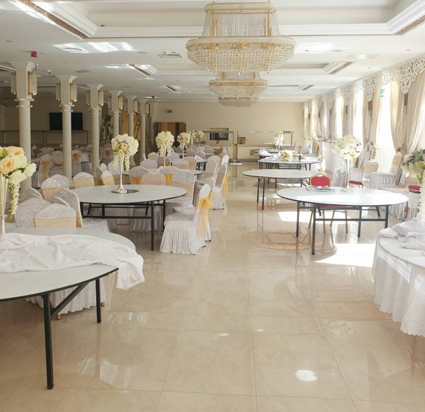Used banqueting tables Used banqueting tables