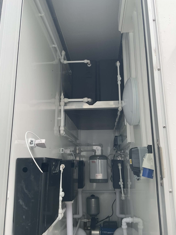 3 + 1 Toilet Trailer