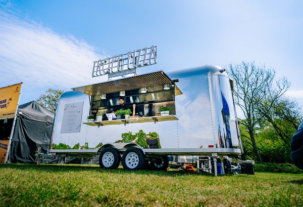 6m Airstream Catering Trailer 6m Airstream Catering Trailer