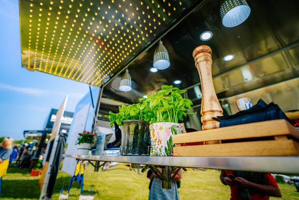 Secondhand Used 6m Airstream Catering Trailer Secondhand Used 6m Airstream Catering Trailer