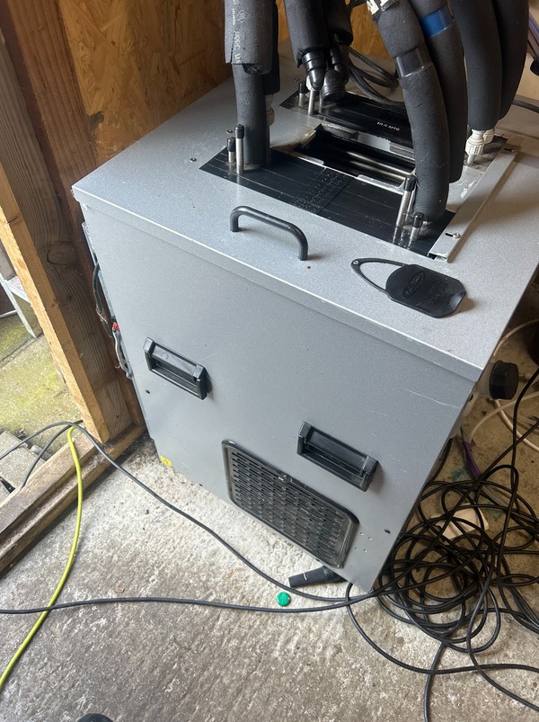 Secondhand Pub Line Cooler