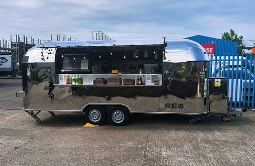 6m Reward Catering Airstream Trailer For Sale