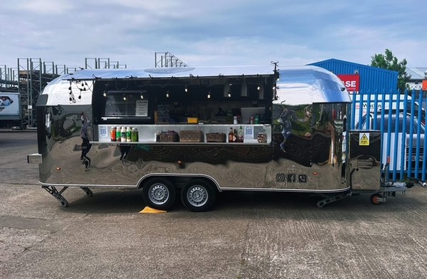 6m Reward Catering Airstream Trailer For Sale 6m Reward Catering Airstream Trailer For Sale