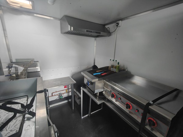 Braked catering trailer Braked catering trailer