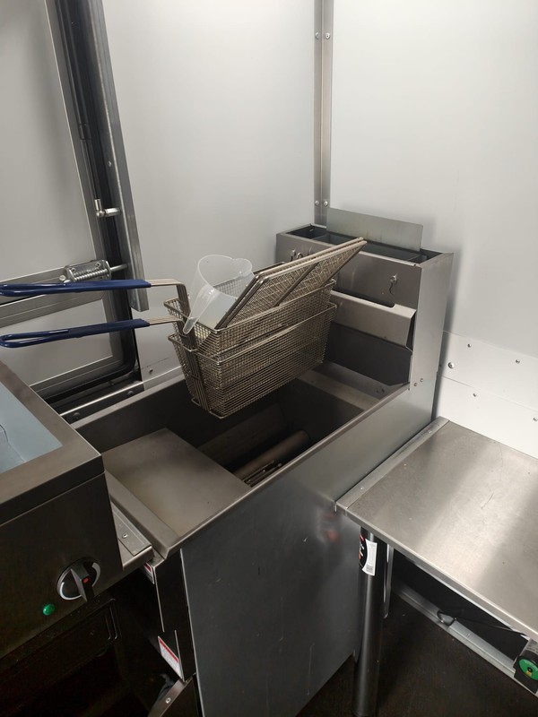 Catering trailer with floor mounted fryer Catering trailer with floor mounted fryer