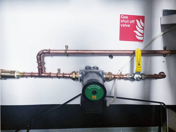 Catering trailer with gas shut of valve Catering trailer with gas shut of valve