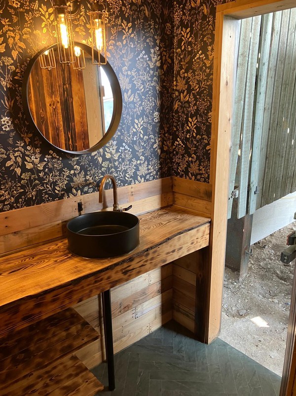 3 + 1 Glamping Toilet Trailer