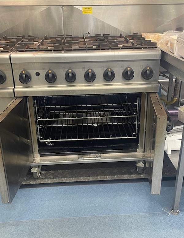 Secondhand Lincat 6 Burner Oven Secondhand Lincat 6 Burner Oven