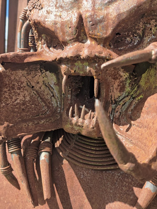 Second Hand Predator Statue