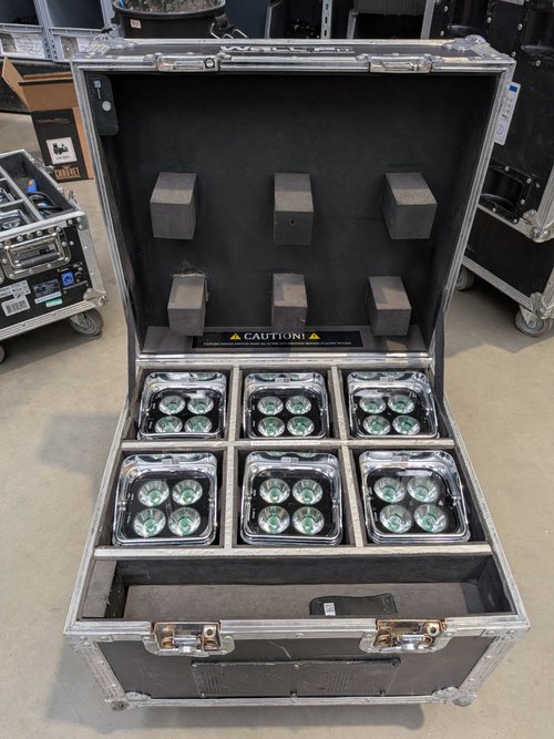 Chauvet Professional WELL Fit – Case of 6 Wireless Battery Uplighters (Ex-Hire, RGBA, IP65)