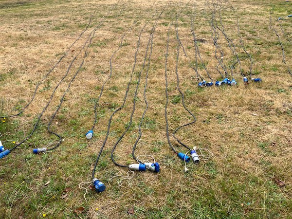 Used 16 amp Cables
