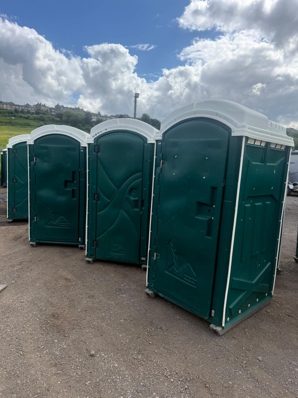 Builders portable toilets for sale