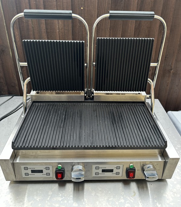 Second Hand Buffalo Double Contact Grill Second Hand Buffalo Double Contact Grill