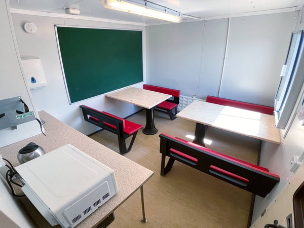 Welfare cabin with canteen