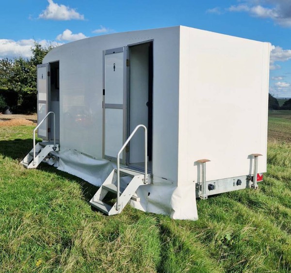Used wedding toilet trailer