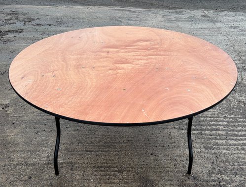 7x 5' Round Banquet Tables For Sale