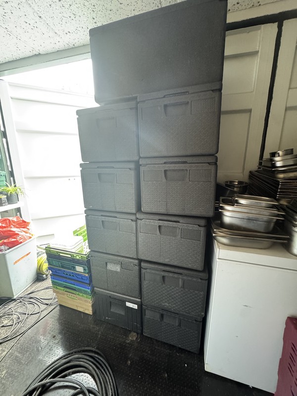 Insulated Food Boxes Insulated Food Boxes