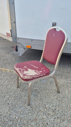 500x Banqueting Chairs For Sale