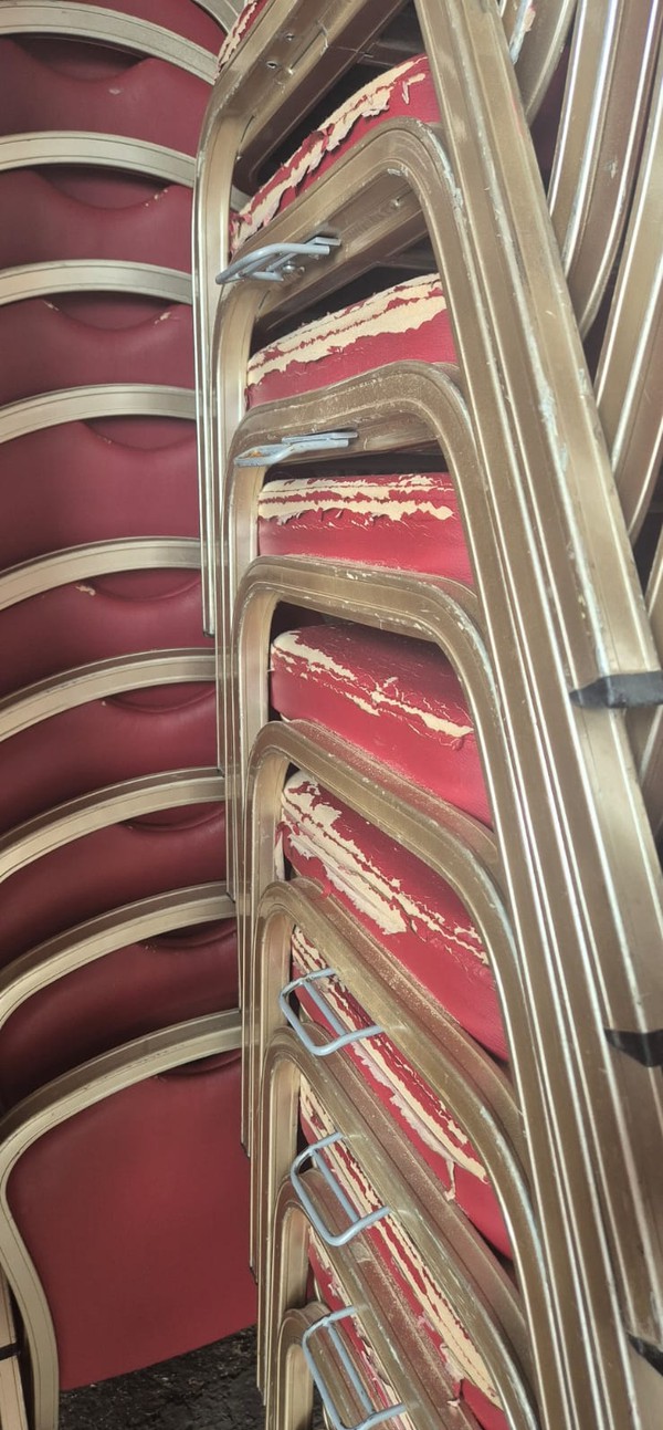 Second Hand Stacking Chairs